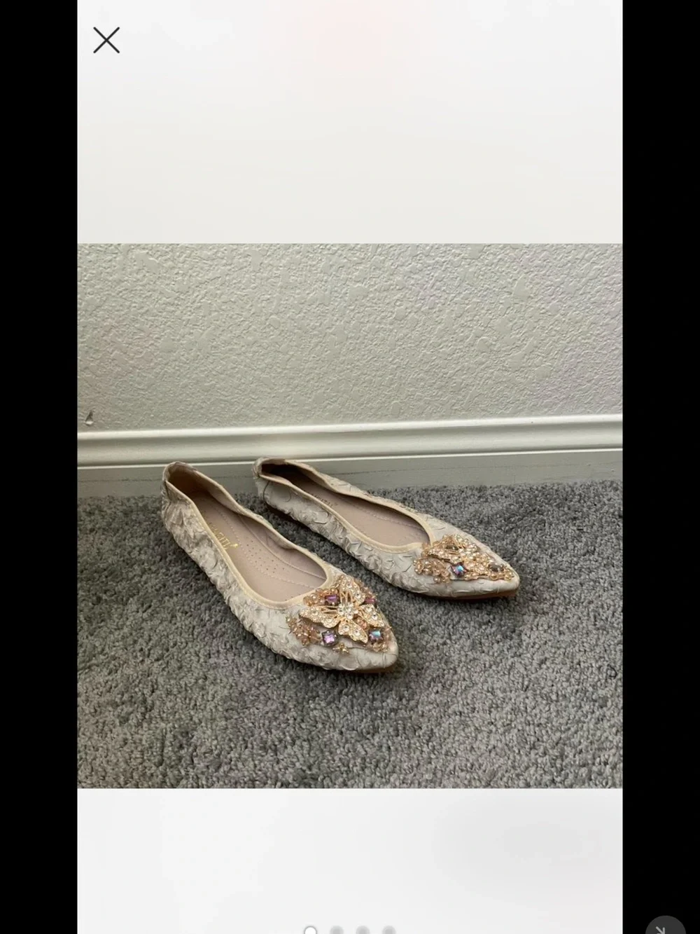 Pointed Embellished Cream Floral Lace Ballet Flats